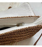 Sac en paille rectangulaire femme à rabat, bandoulière réglable