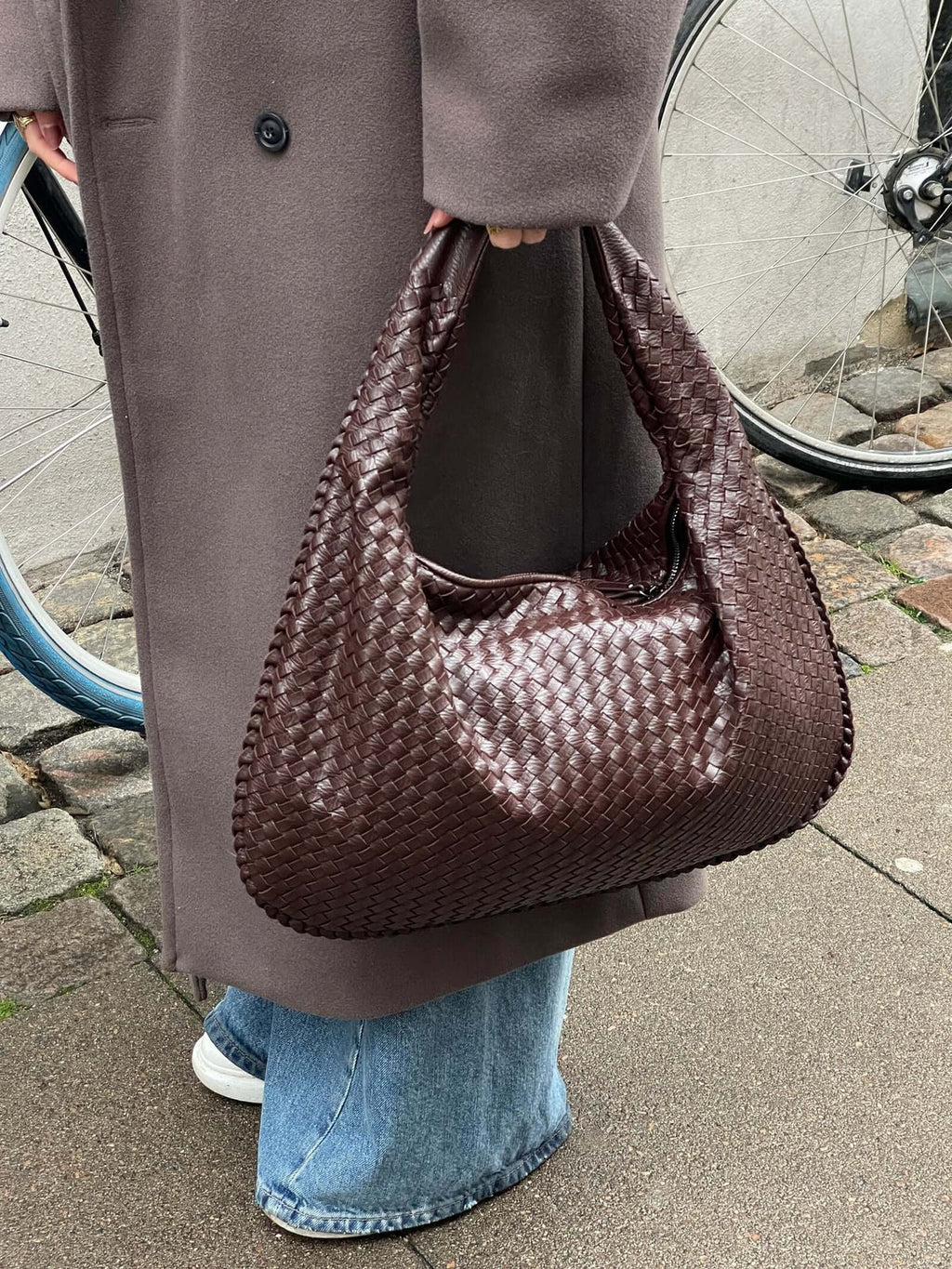 Sac porté épaule tressé souple, grand format 43 x 30 cm