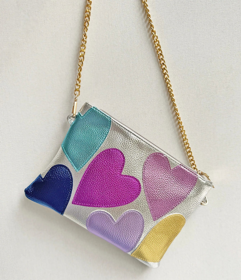 Sac métallisé effet miroir à cœurs, chaîne dorée amovible
