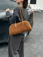 Sac porté épaule femme de forme allongée, quatre coloris, camel