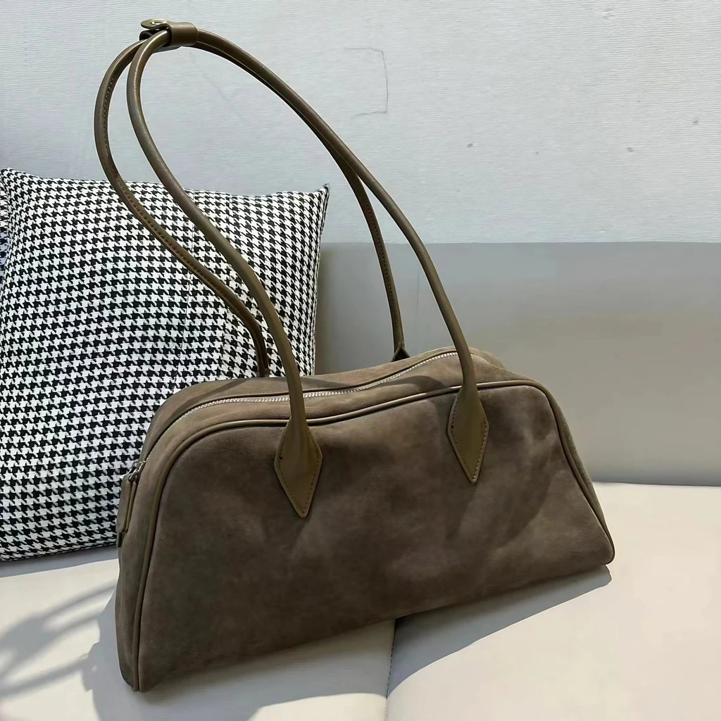 Sac porté épaule femme de forme allongée, quatre coloris, gris foncé taupe