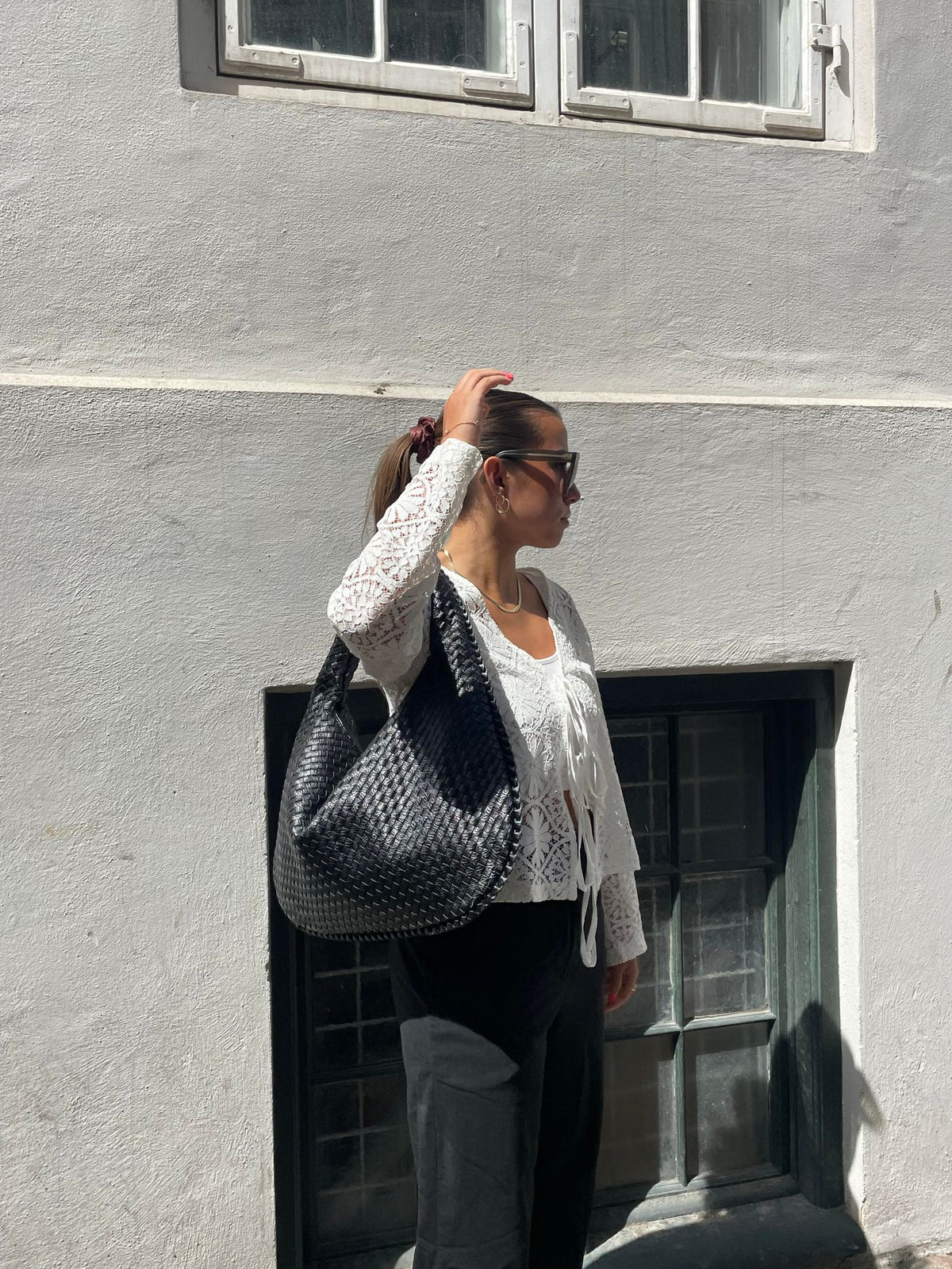 Sac hobo tressé femme à anse souple, fermeture zippée
