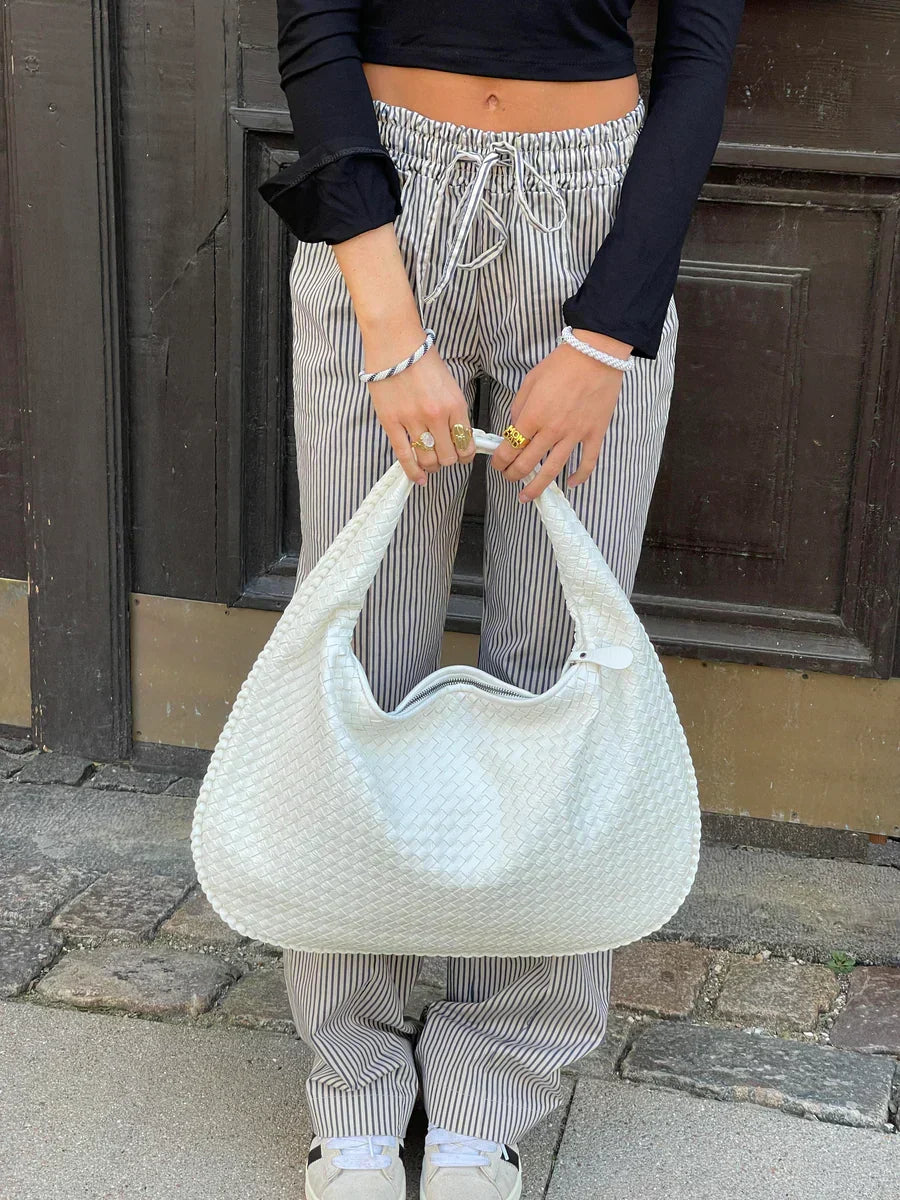 Sac hobo tressé femme à anse souple, fermeture zippée, blanc