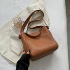 Sac seau femme en similicuir, porté main, épaule ou croisé, camel
