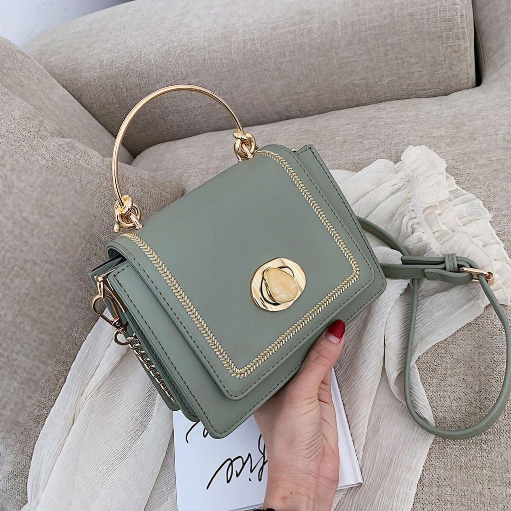 Petit sac carré femme à chaîne dorée et rabat aimanté, vert