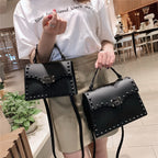Sac cartable noir femme à clous, deux tailles