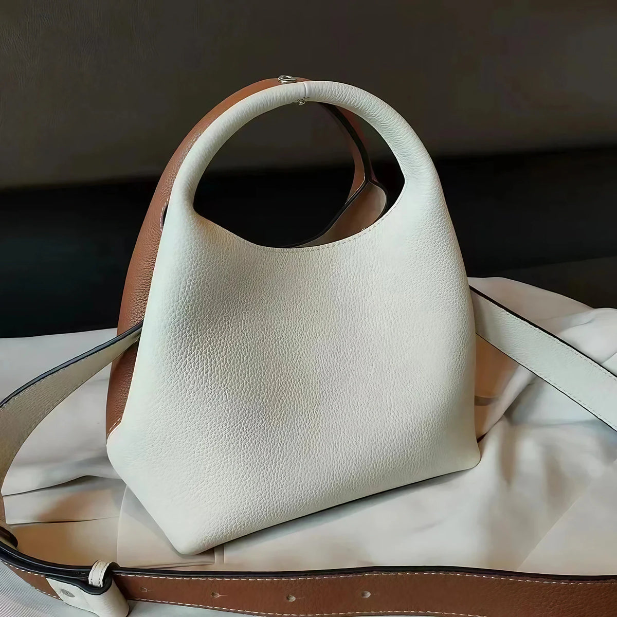 Sac à main femme bicolore ou uni, pochette intérieure amovible, blanc et marron