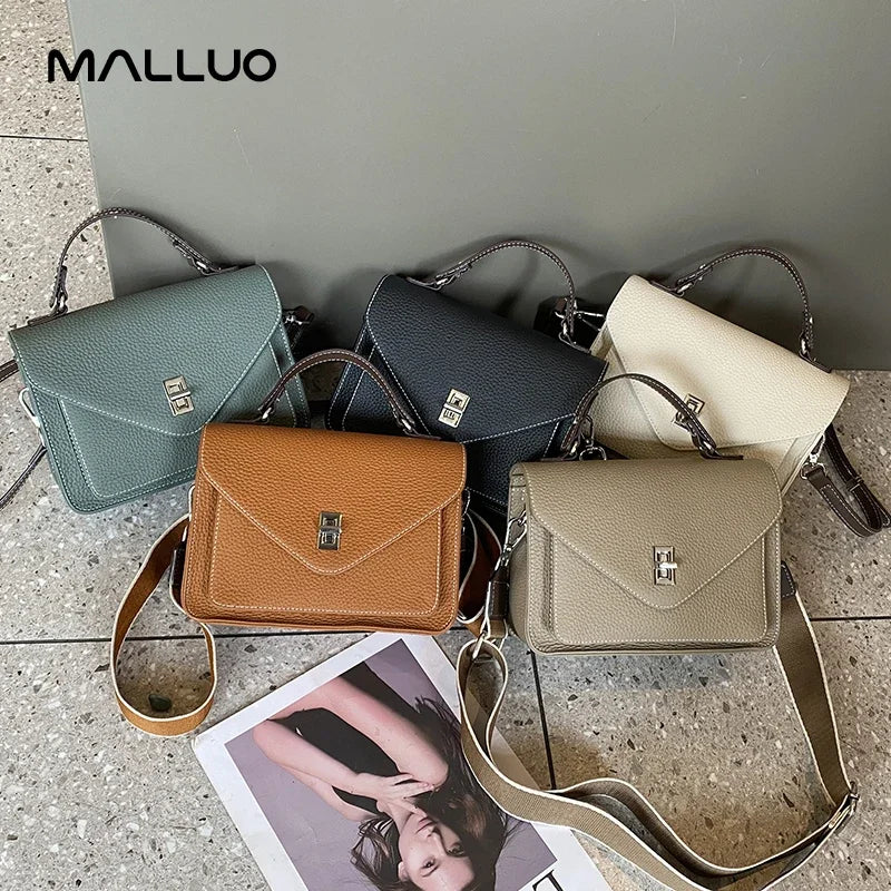 Petit sac à main femme à rabat, deux bandoulières amovibles