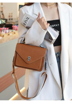 Petit sac à main femme à rabat, deux bandoulières amovibles