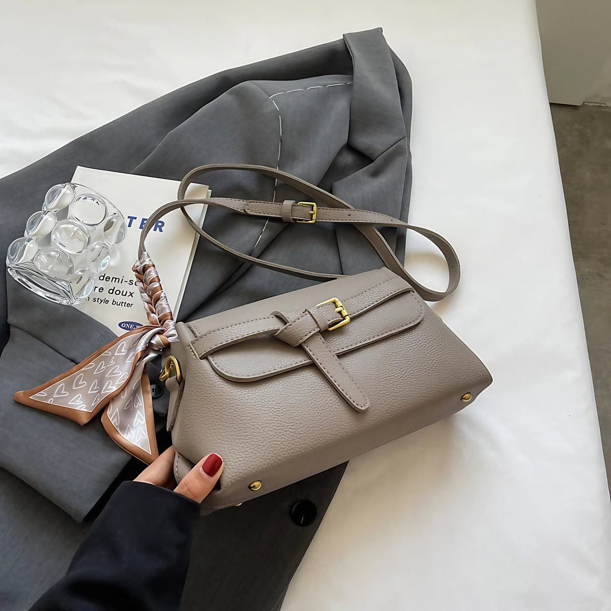 Sac à main femme en similicuir, format 26 cm, quatre coloris, kaki