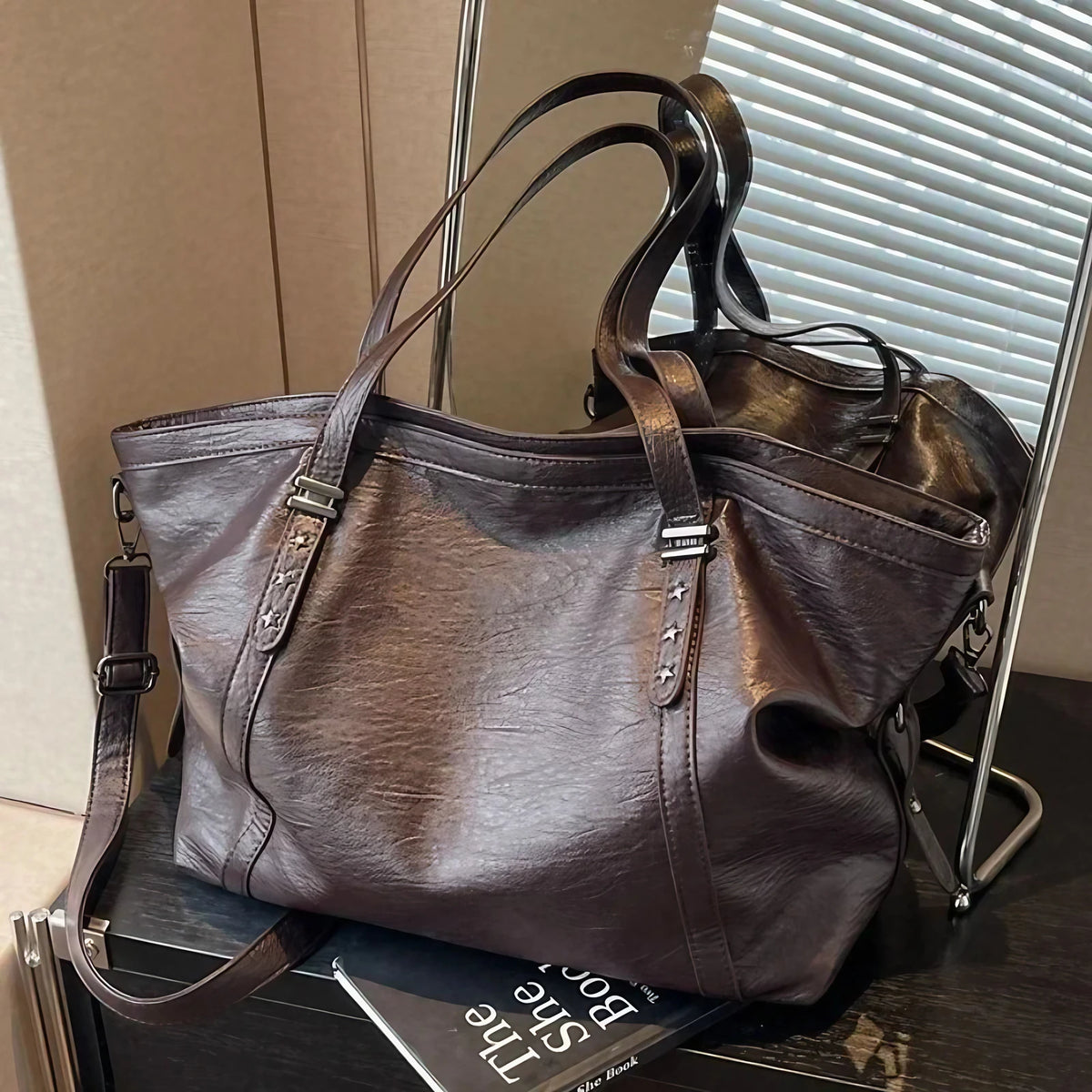 Grand sac cabas femme en similicuir pour les cours et le bureau, café