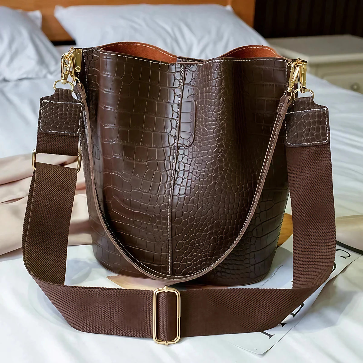 Sac seau femme en similicuir, deux sangles interchangeables, café