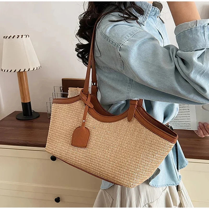 Sac cabas femme en paille tressée et similicuir, zippé