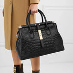 Sac à main femme noir effet croco, structuré, 28 x 21,5 cm