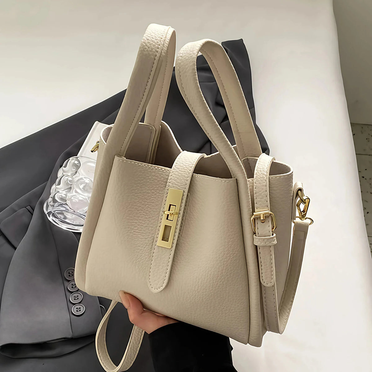 Sac à main femme à anses rigides et bandoulière, pochette amovible, écru