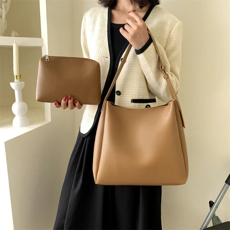 Sac porté épaule femme en similicuir mat, anse réglable