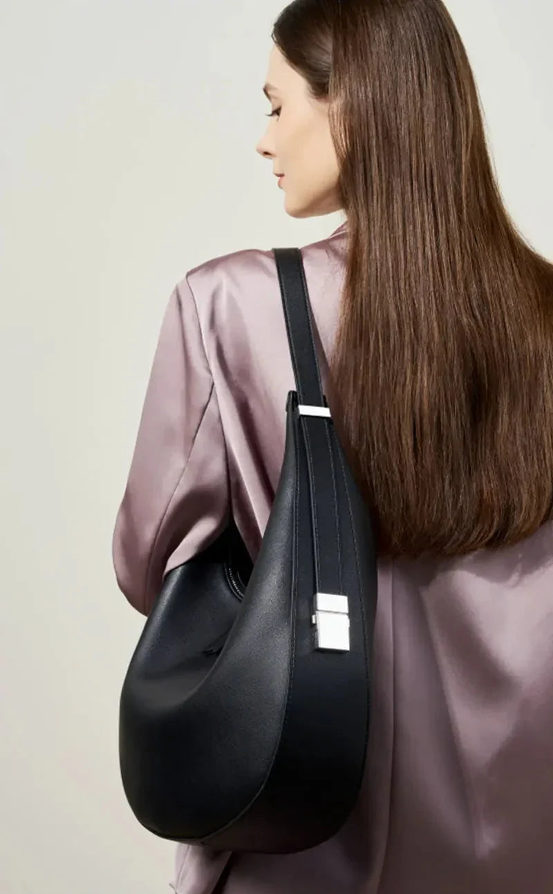 Grand sac hobo femme en cuir, anse modulable, noir ou blanc