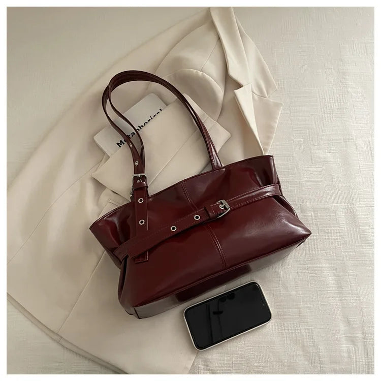 Sac à main femme en similicuir brillant, double anse