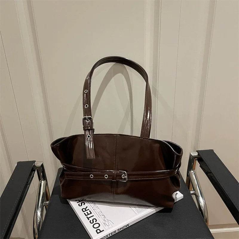 Sac à main femme en similicuir brillant, double anse