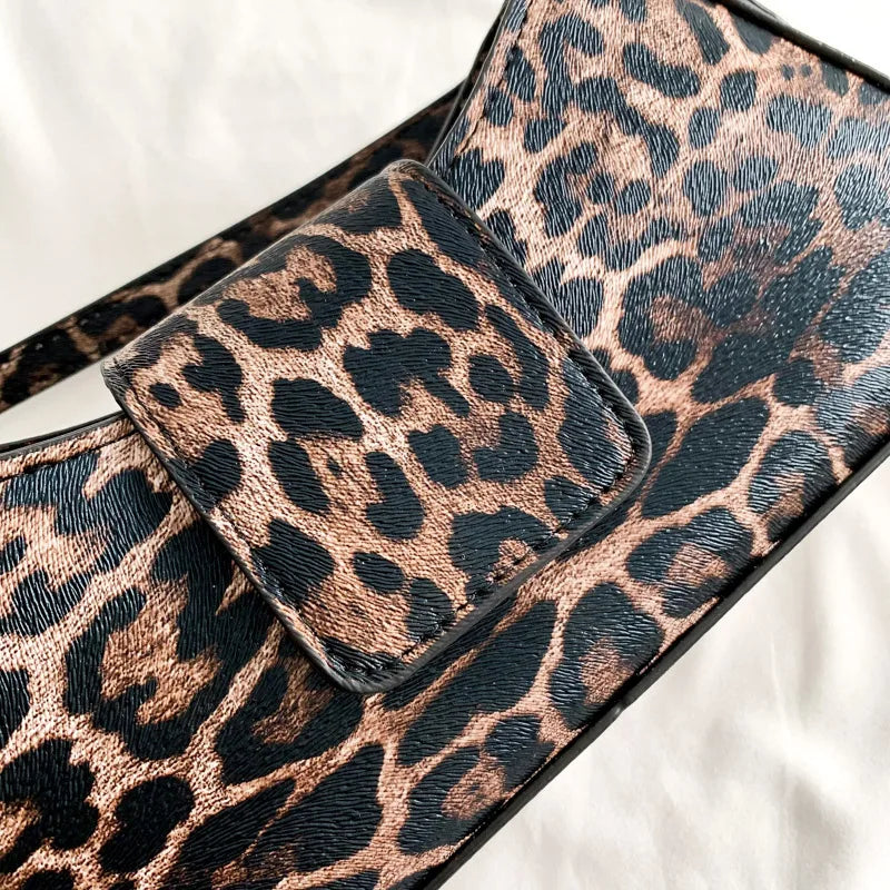 Petit sac porté épaule léopard femme, bandoulière amovible
