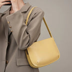 Sac à main femme à structure rigide et fini mat, trois coloris