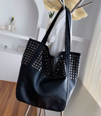 Grand sac souple noir femme en similicuir à détails cloutés, noir