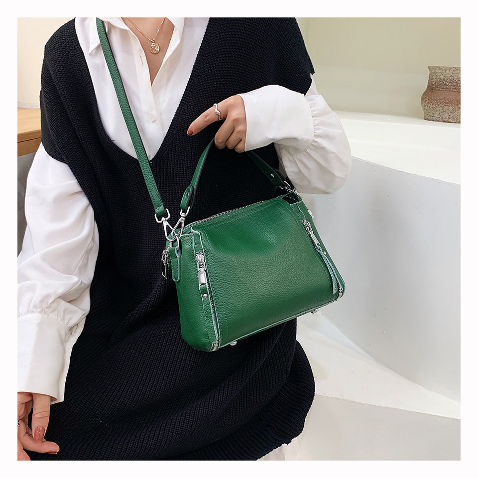 Sac à main vert bouteille en cuir fendu, bandoulière amovible