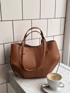 Grand sac à main femme style vintage, anses courtes et bandoulière, marron