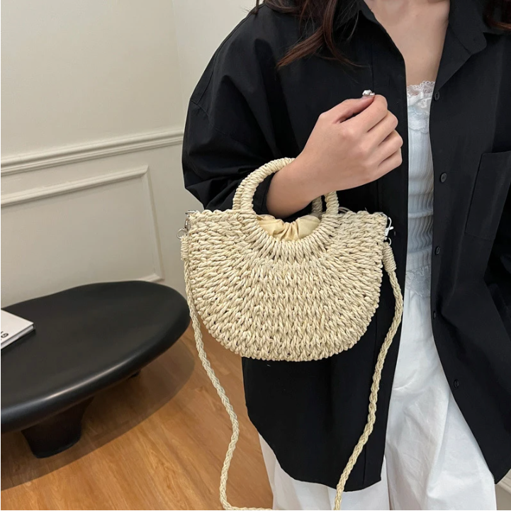Sac en osier demi-lune femme, anses rigides et bandoulière