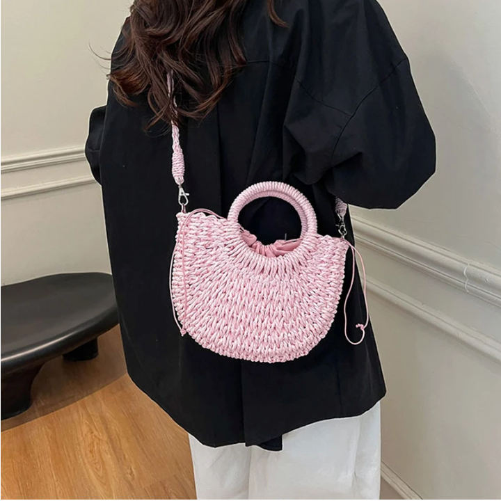 Sac en osier demi-lune femme, anses rigides et bandoulière