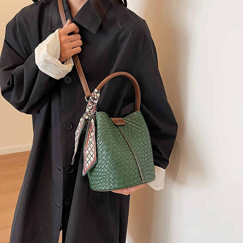 Sac seau femme tressé en similicuir, fermeture aimantée