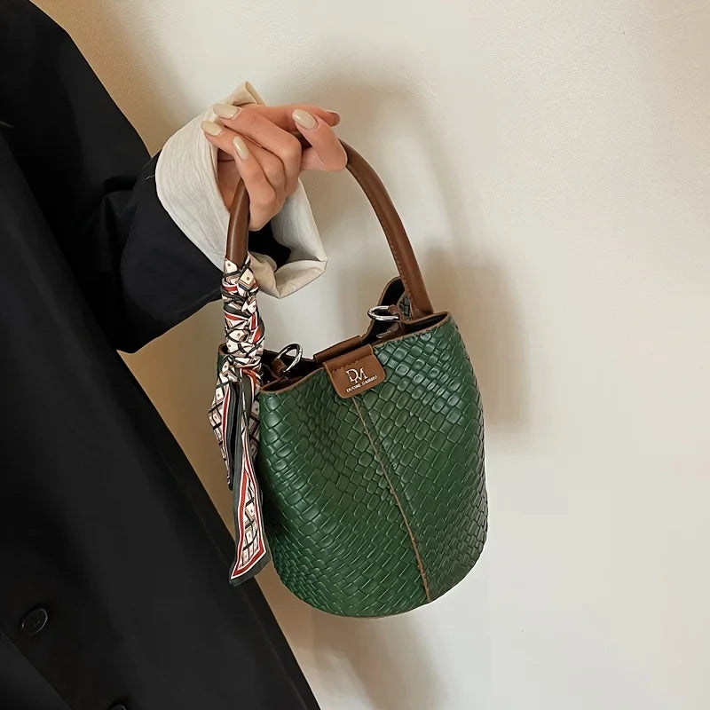 Sac seau femme tressé en similicuir, fermeture aimantée
