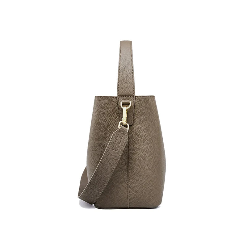 Sac seau femme en cuir grainé, deux sangles amovibles