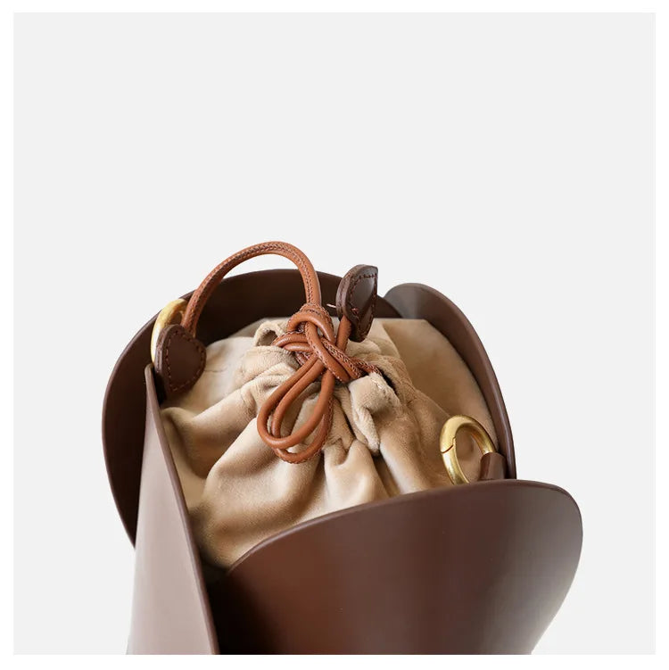 Petit sac seau femme en cuir, deux anses interchangeables