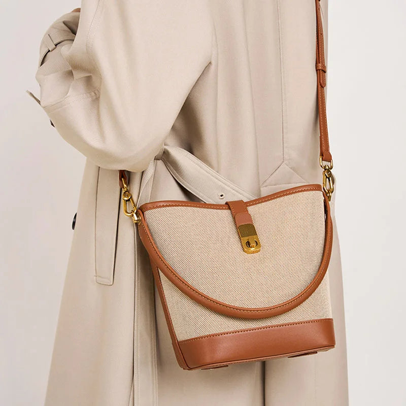 Petit sac seau femme en toile et similicuir, loquet doré