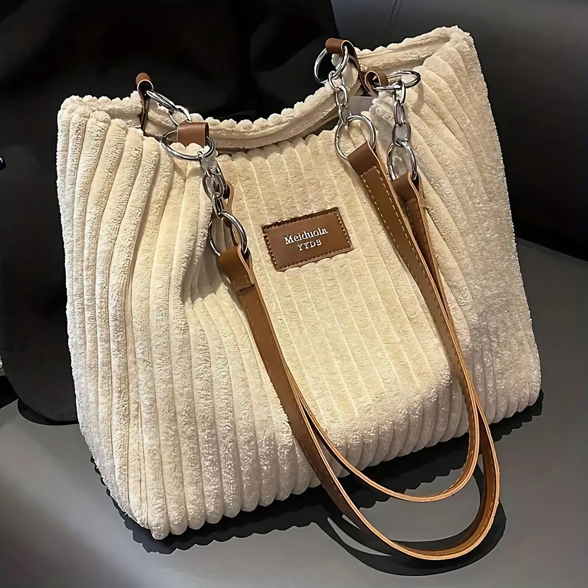 Sac shopper femme en velours côtelé, zippé, bandoulière amovible, beige