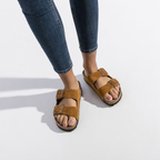 Sandales homme à deux brides et boucles réglables, marron