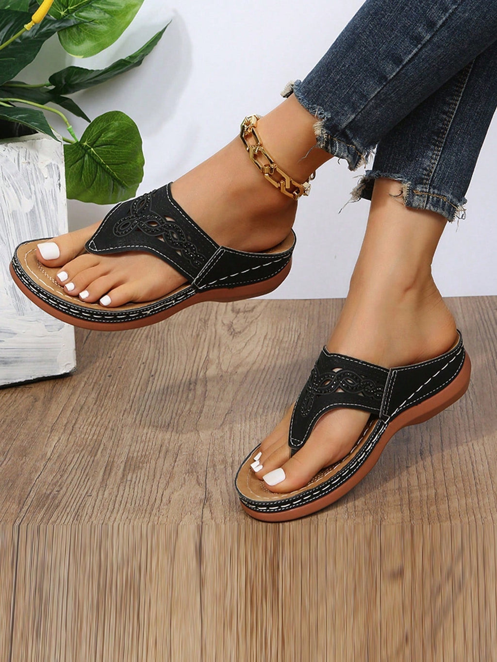 Sandales orthopédiques femme noires à brides réglables