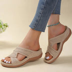 Sandales orthopédiques femme à lanières croisées, semelle surélevée, beige