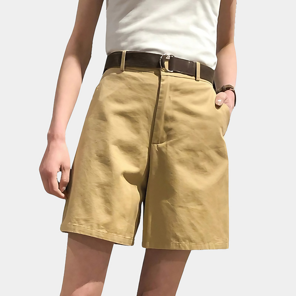 Short bermuda femme à poches et passants de ceinture, six coloris, kaki