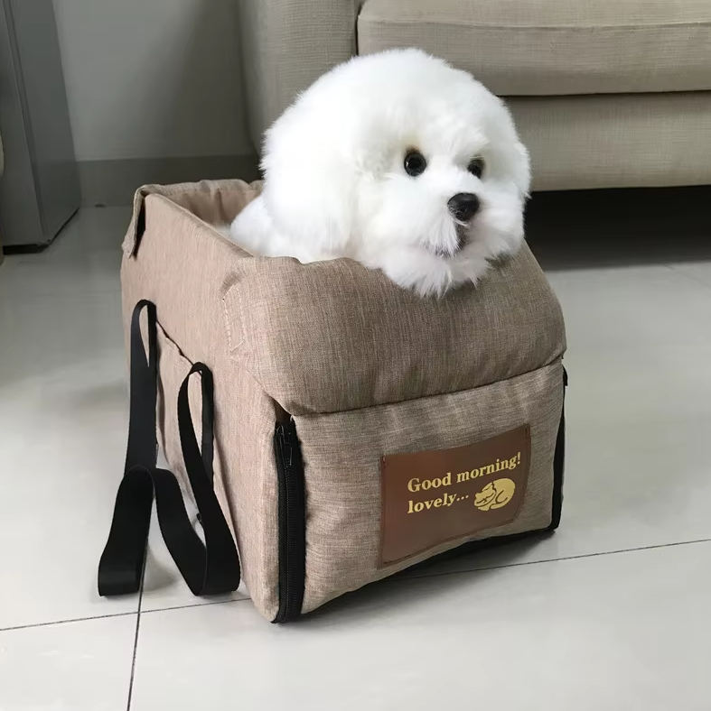 Siège de voiture pour chien rembourré avec attache, deux tailles