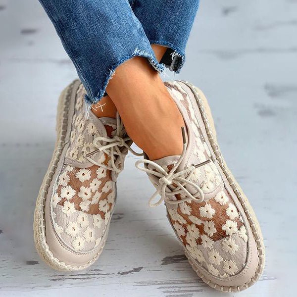 Baskets orthopédiques femme aérées à motif fleuri, blanc ou beige