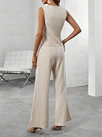 Tailleur femme deux pièces, gilet et pantalon ajusté