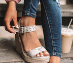 Chaussures orthopédiques femme à talon compensé