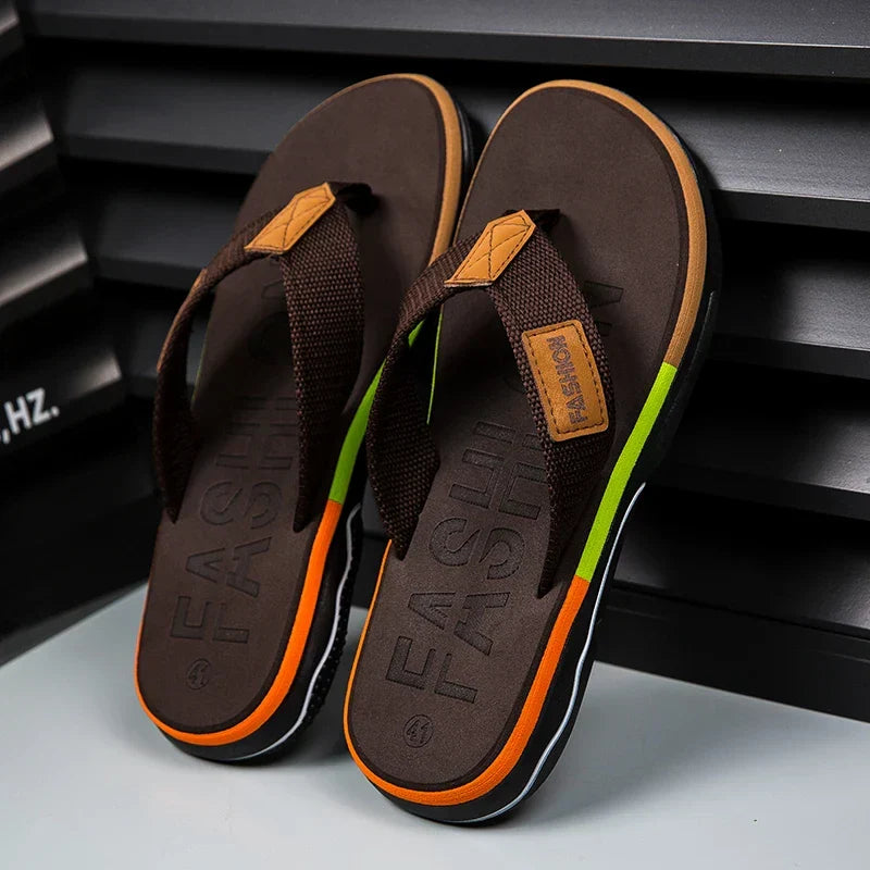 Tongs homme à semelle antidérapante, trois coloris, du 39 au 45, marron