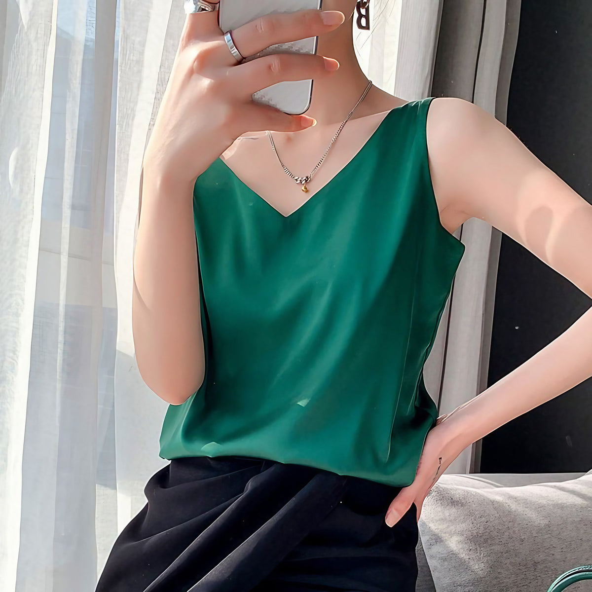 Top femme col V coupe fluide, sept coloris, du S au 3XL, vert émeraude