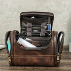 Trousse de toilette homme café, personnalisable avec un nom