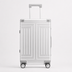 Valise cabine en aluminium argentée, compartiment avant
