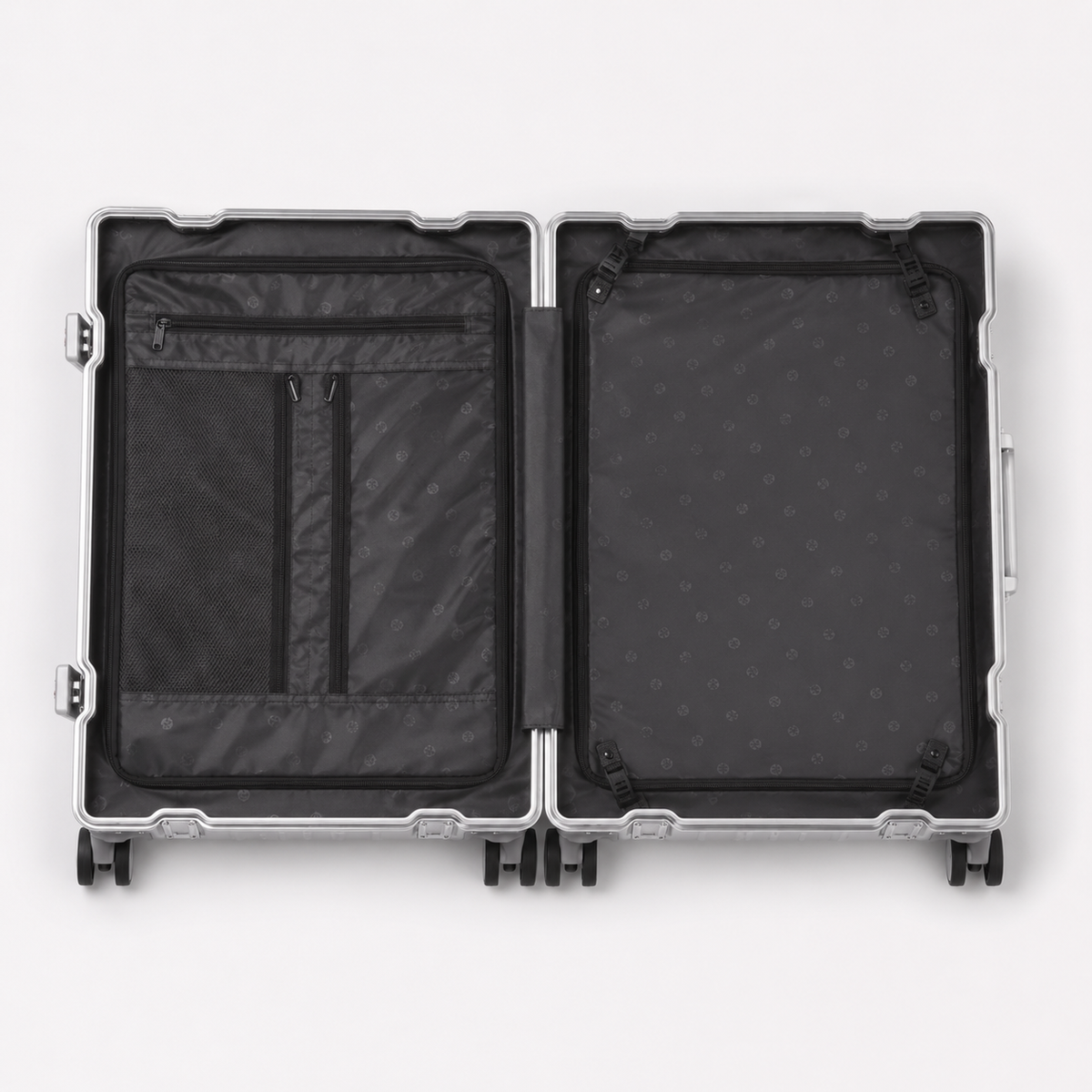 Valise cabine en aluminium argentée, compartiment avant