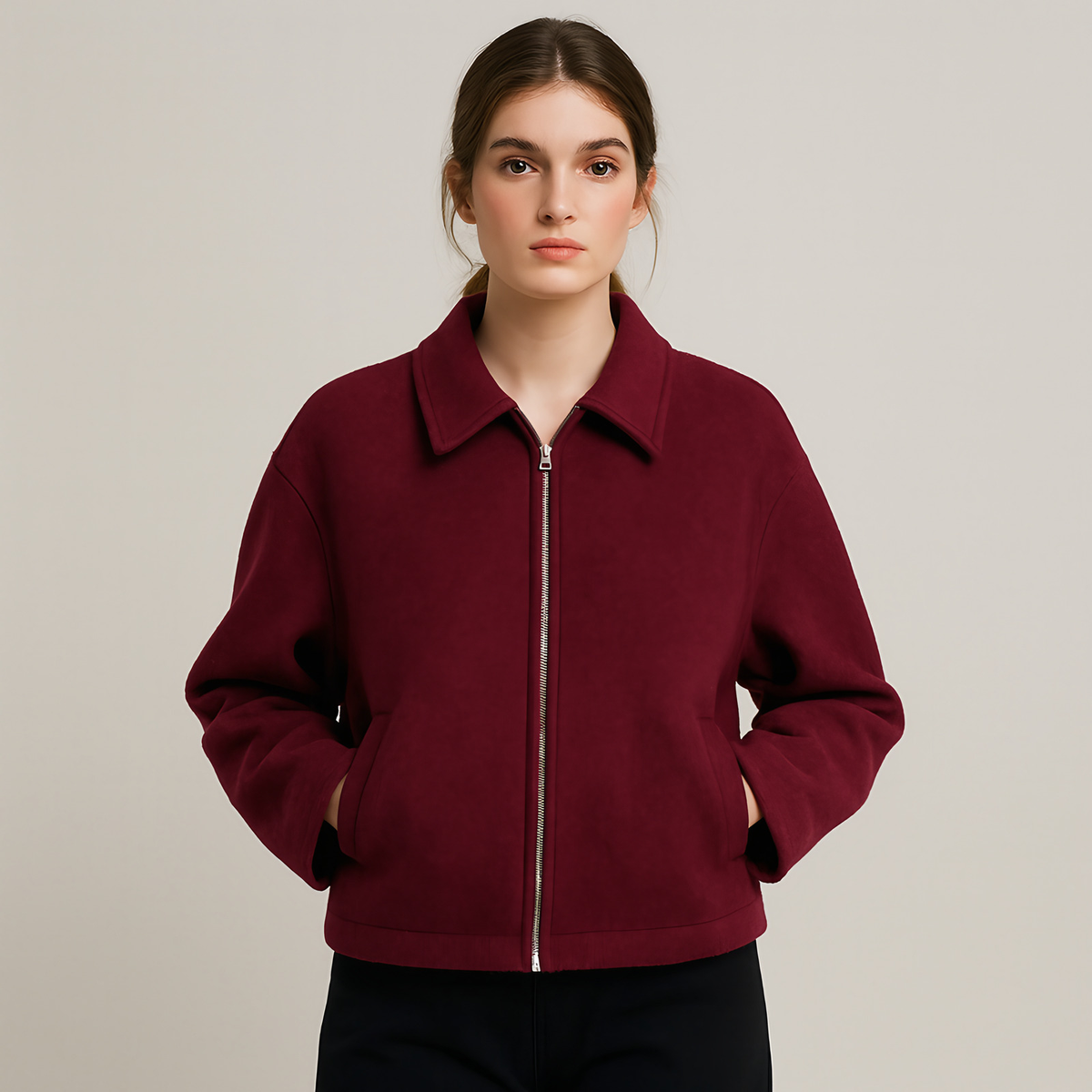 Veste courte femme à zip métal et poches latérales